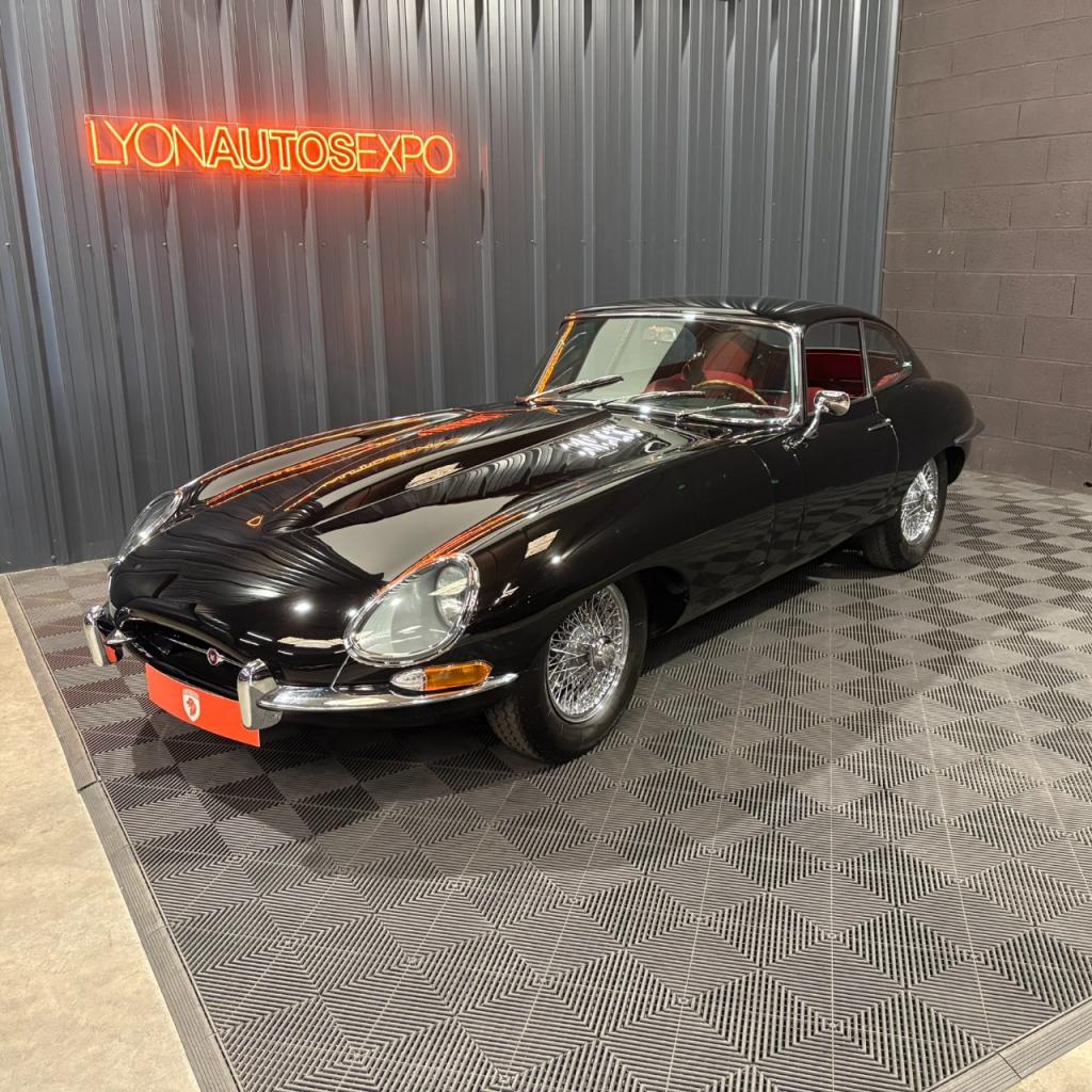 JAGUAR Type E COUPE SERIE 1 - 1962 LesAnciennes.com