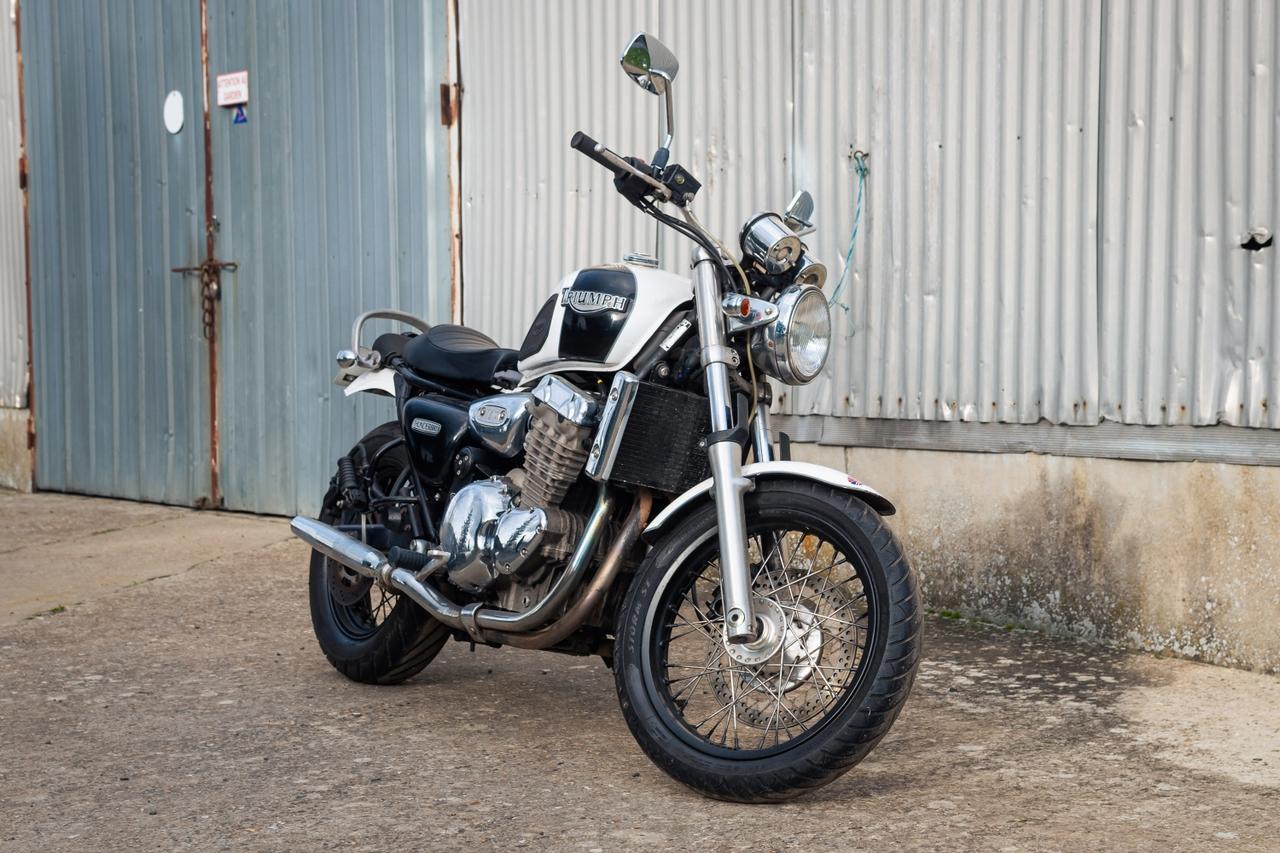 1997 Triumph Thunderbird 900 LesAnciennes.com