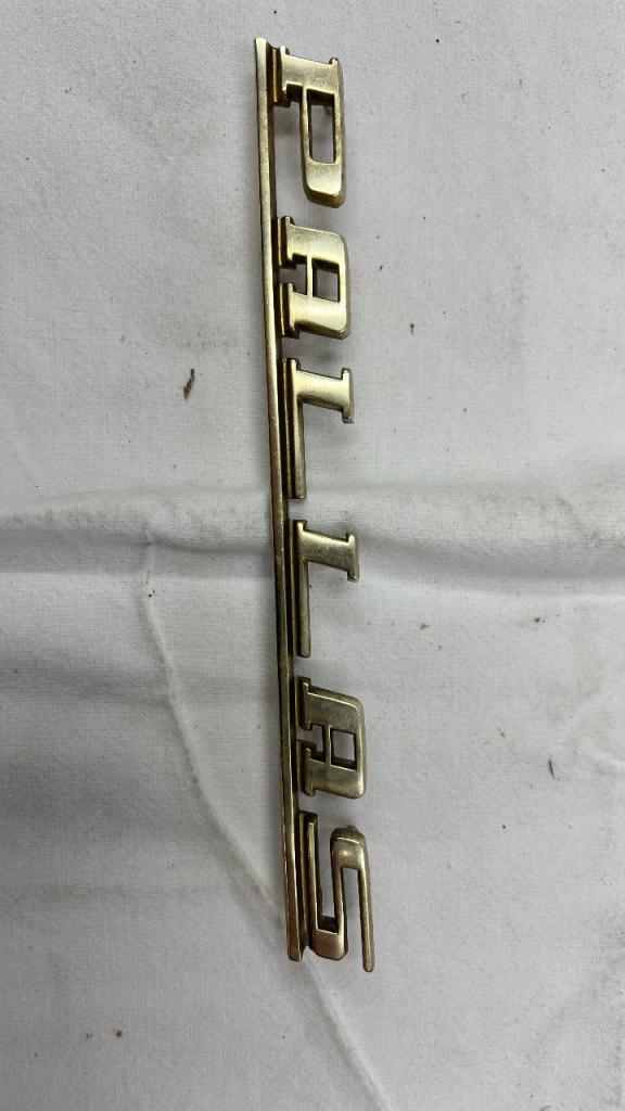 Monogramme CITROEN DS PALLAS LesAnciennes.com