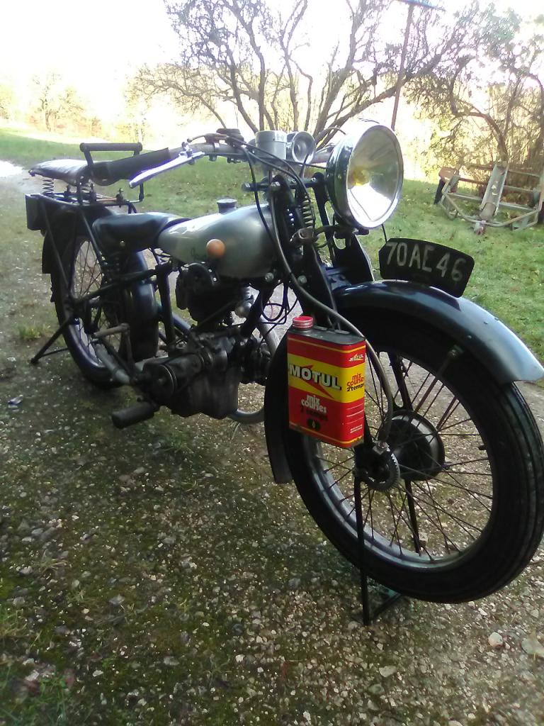 PEUGEOT P109 essence - 1920 LesAnciennes.com