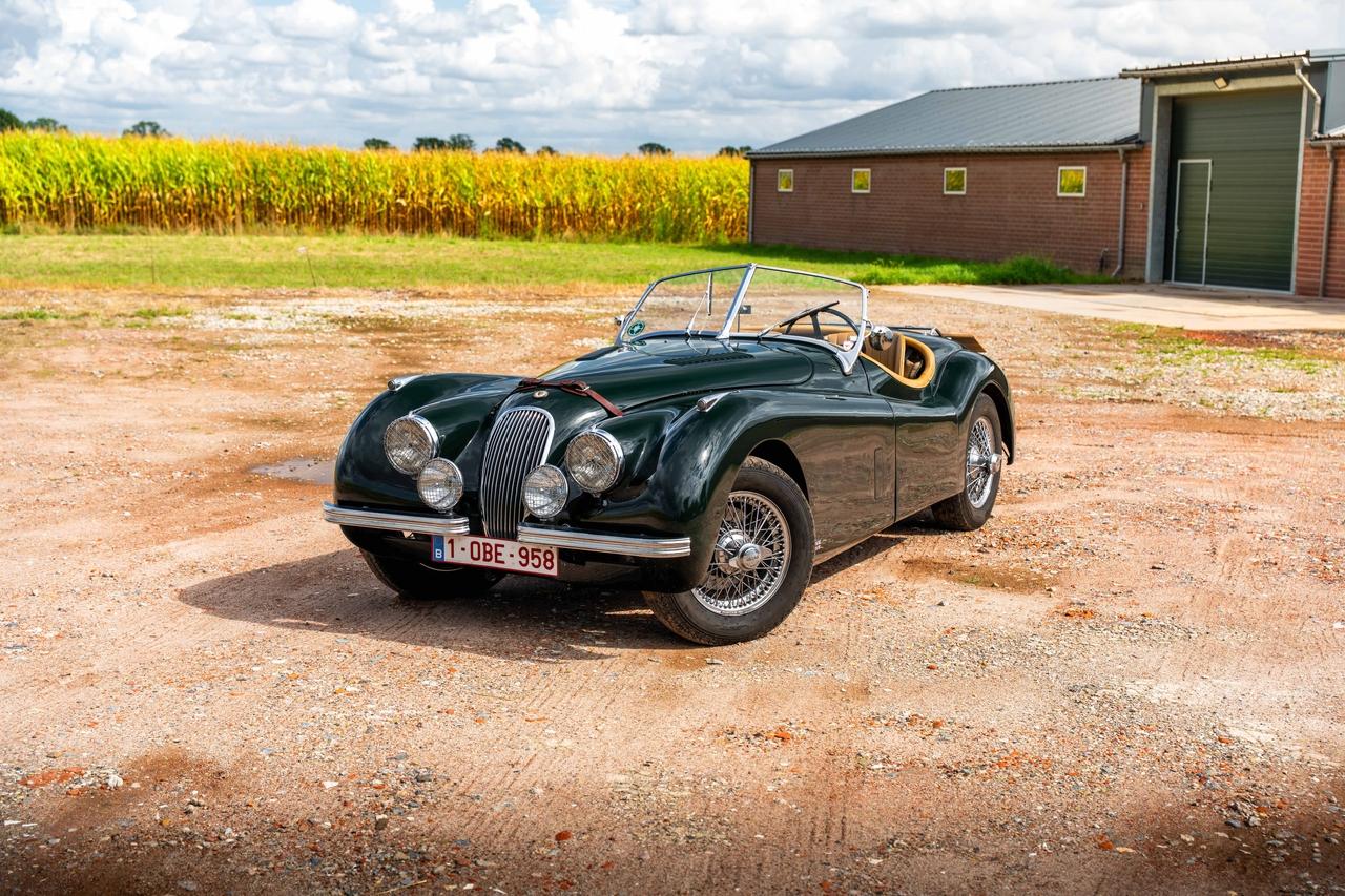1952 Jaguar XK120 OTS LHD LesAnciennes.com