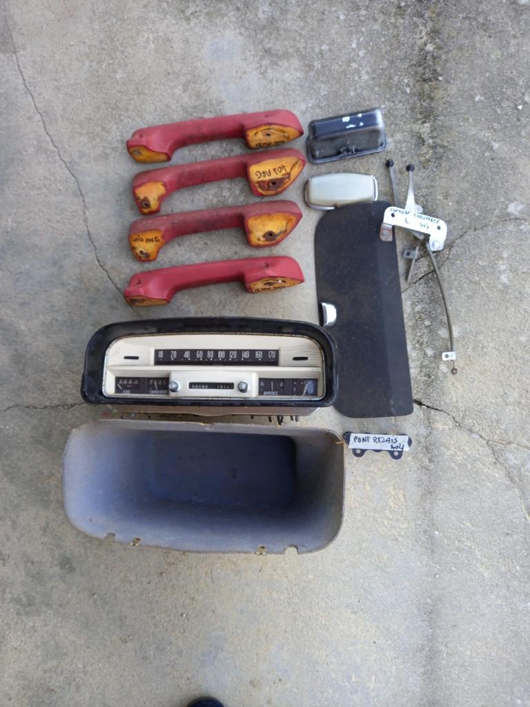 Pièces de tableau de bord PEUGEOT 404 LesAnciennes.com