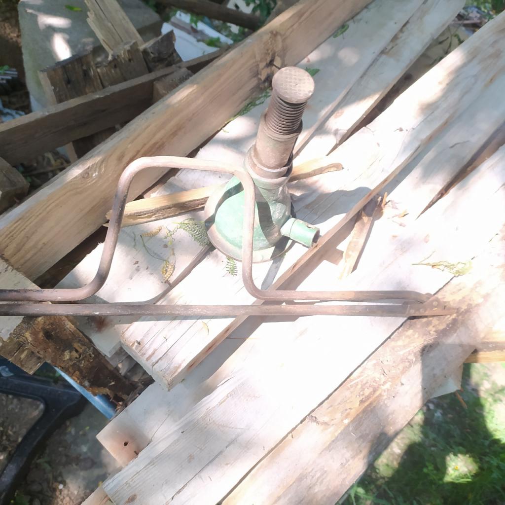 CRIC original de jeep M 201 LesAnciennes.com