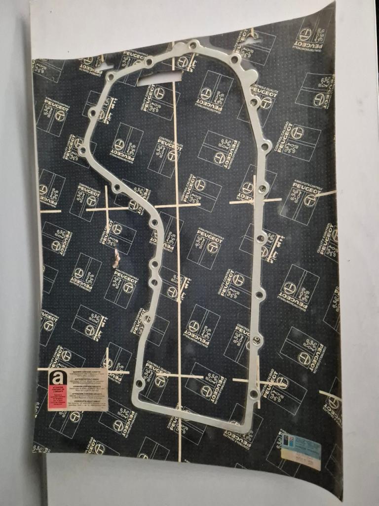 Joint de Carter Distribution Peugeot 104 LesAnciennes.com