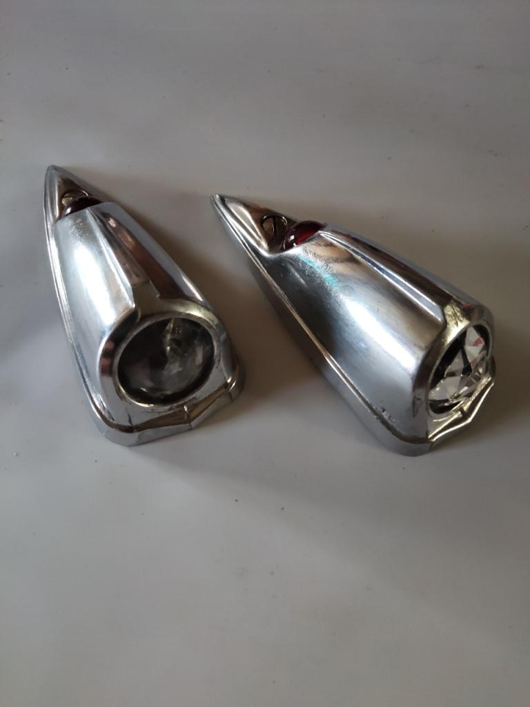 Paire feux d'ailes voiture avant guerre LesAnciennes.com