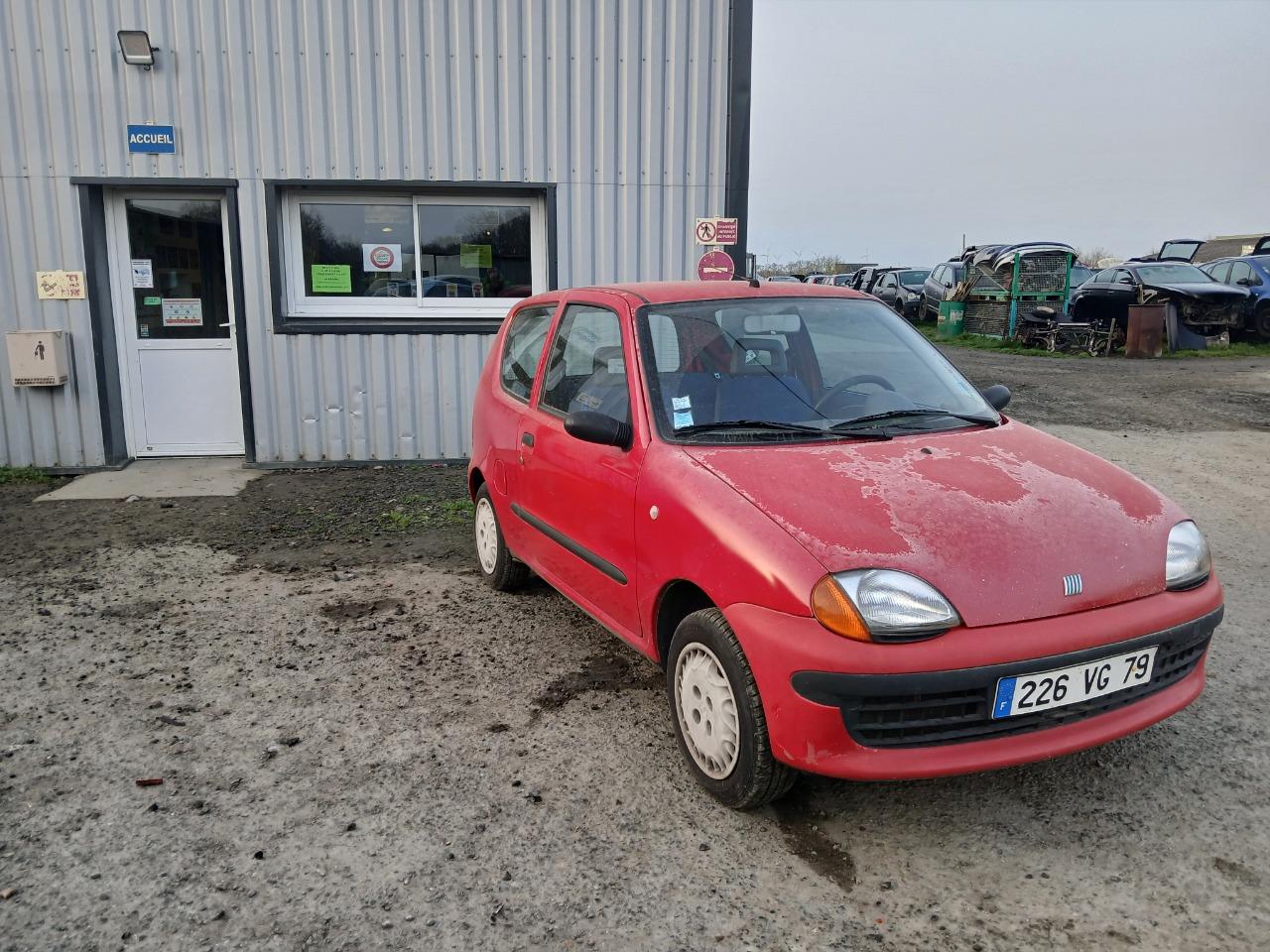 FIAT SEICENTO - 1999 LesAnciennes.com