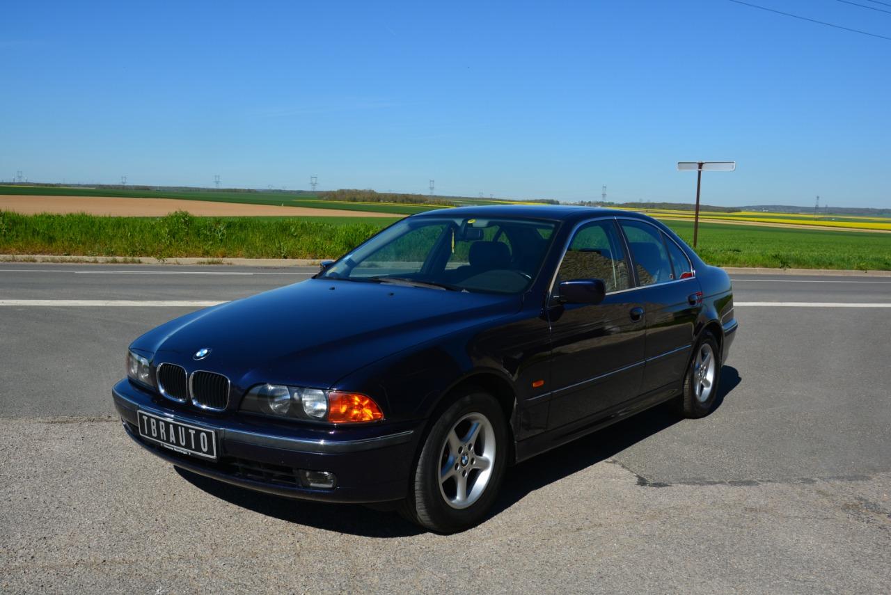 BMW 523i E39 - 1999 LesAnciennes.com