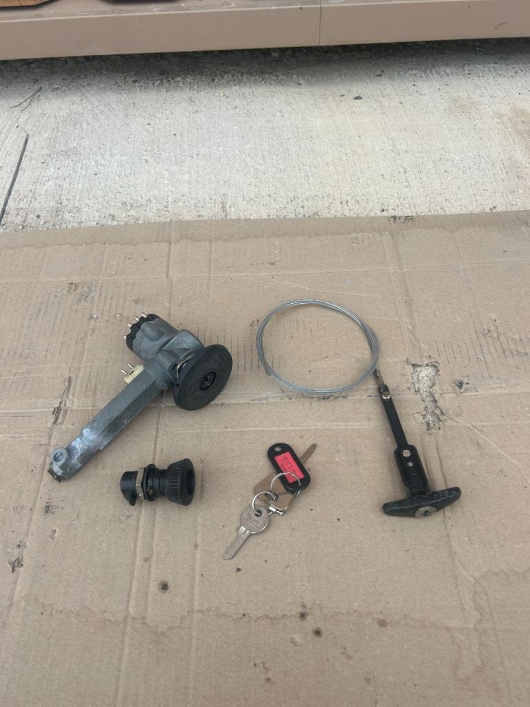 Kit serrure Porsche 911 Série G 2.7 S Targa LesAnciennes.com