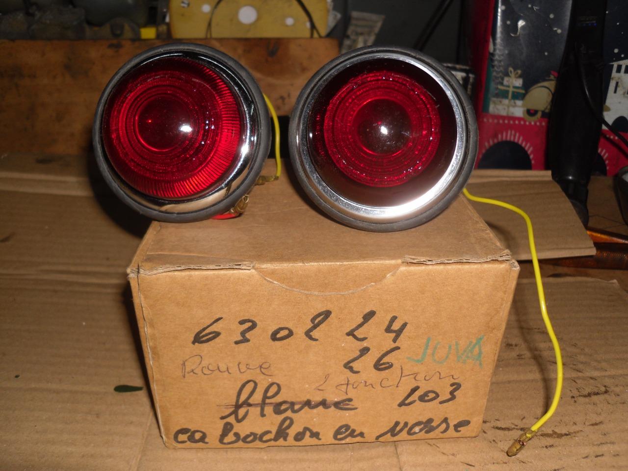 Feux RENAULT Dauphinoise Toute version. LesAnciennes.com
