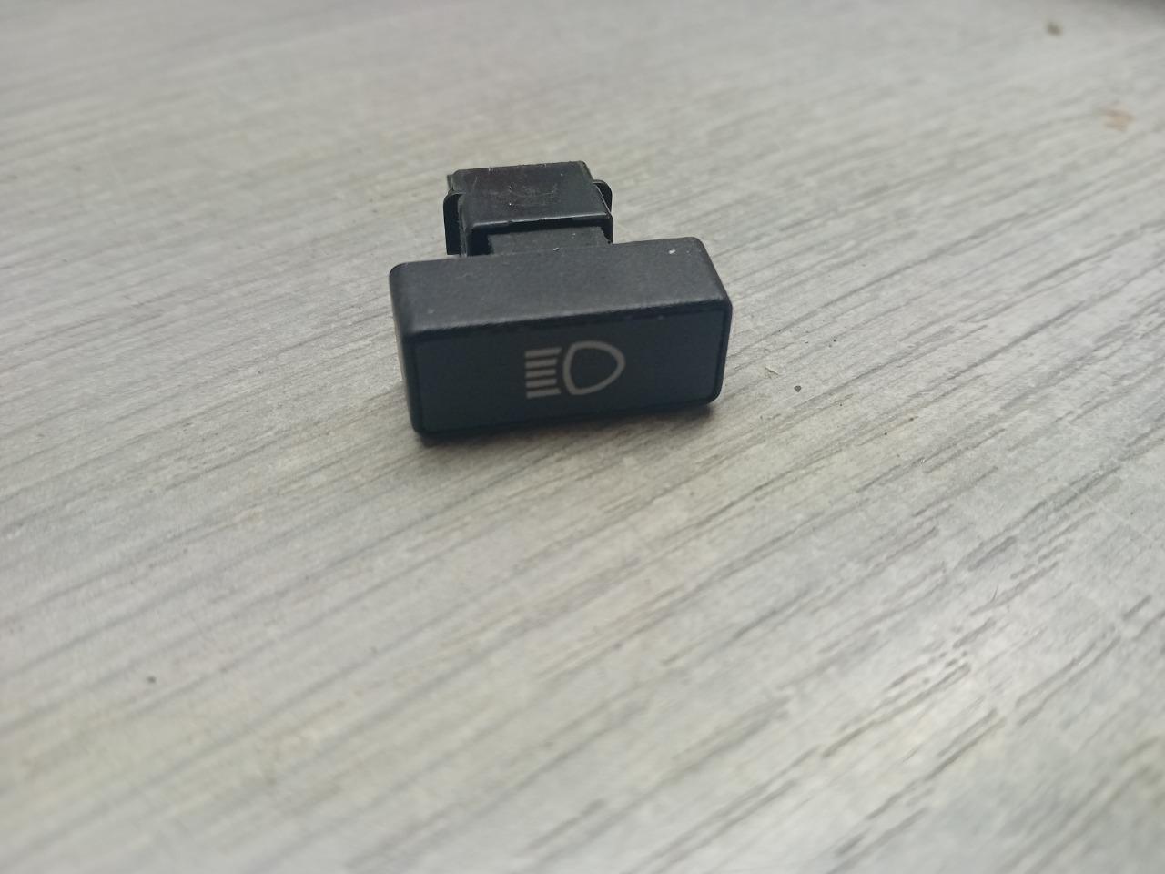 5989021 INTERRUPTEUR PHARES LANCIA Y10 LesAnciennes.com