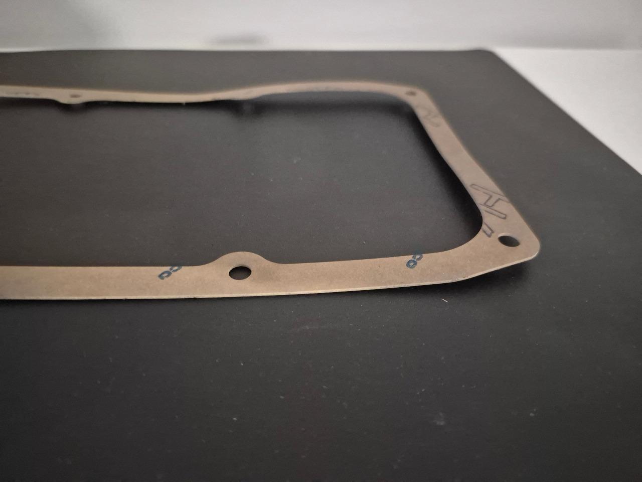 Joint Cache Culbuteur PEUGEOT J5 LesAnciennes.com