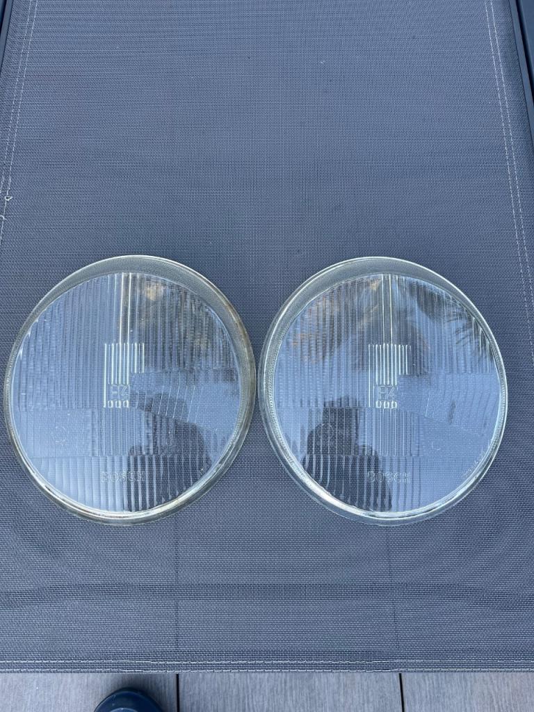 Verres phares Bosch H4 LesAnciennes.com