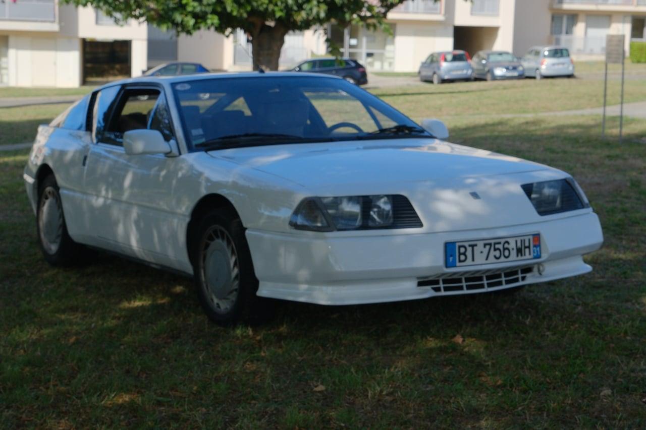 1986 Renault Alpine GTA V6 GT LesAnciennes.com