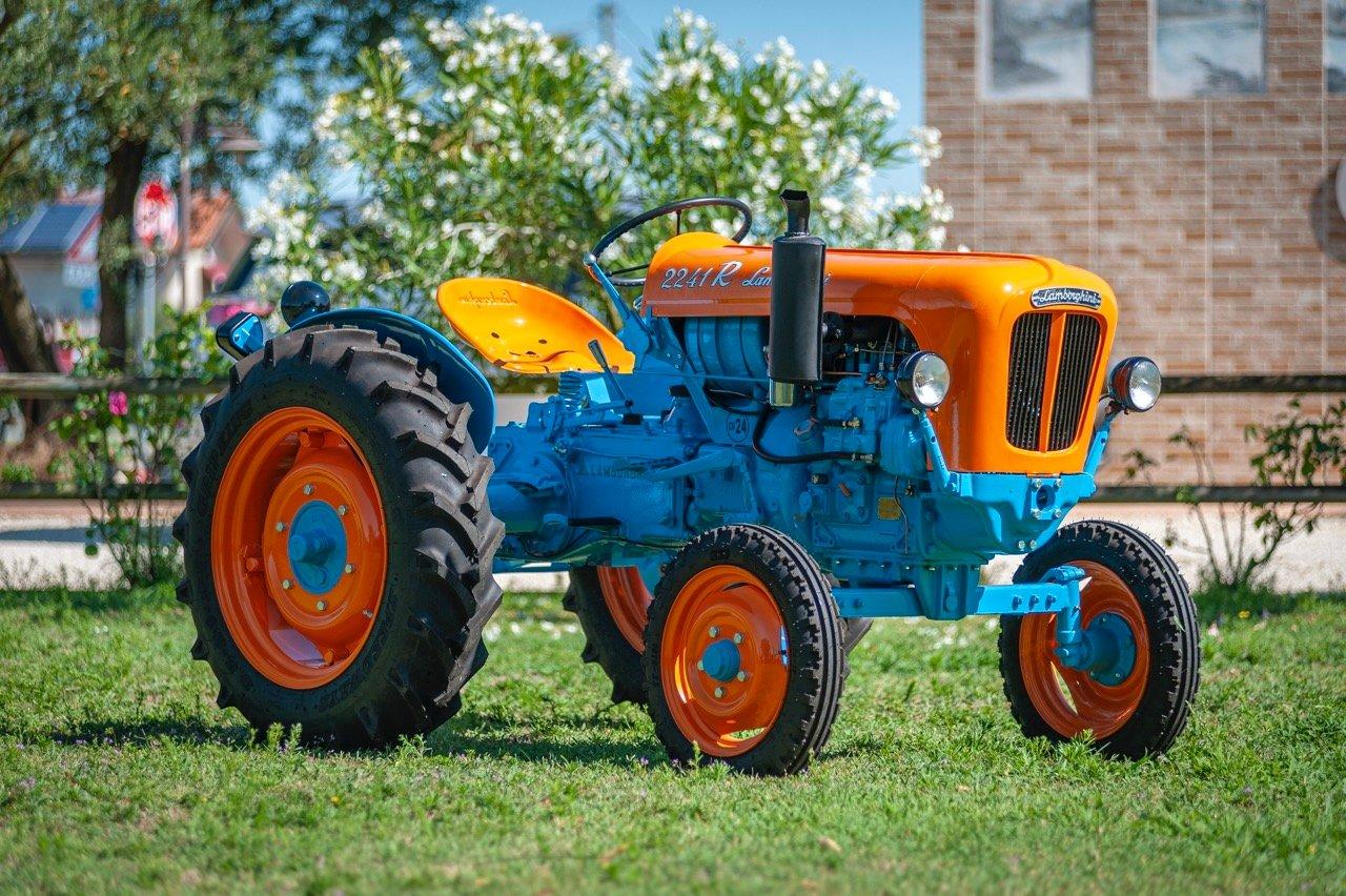 1960 Lamborghini 2241R LesAnciennes.com