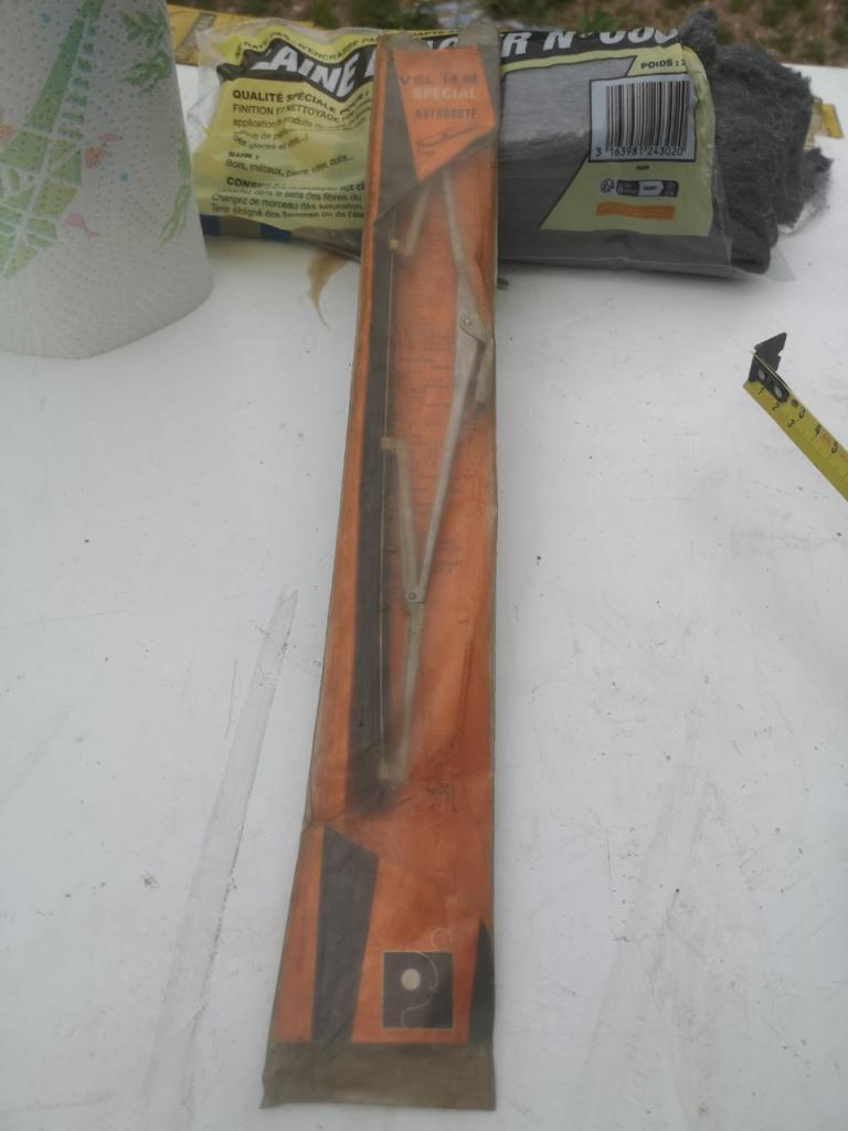 Pièces Divers essuie glace VLS 14 M LesAnciennes.com
