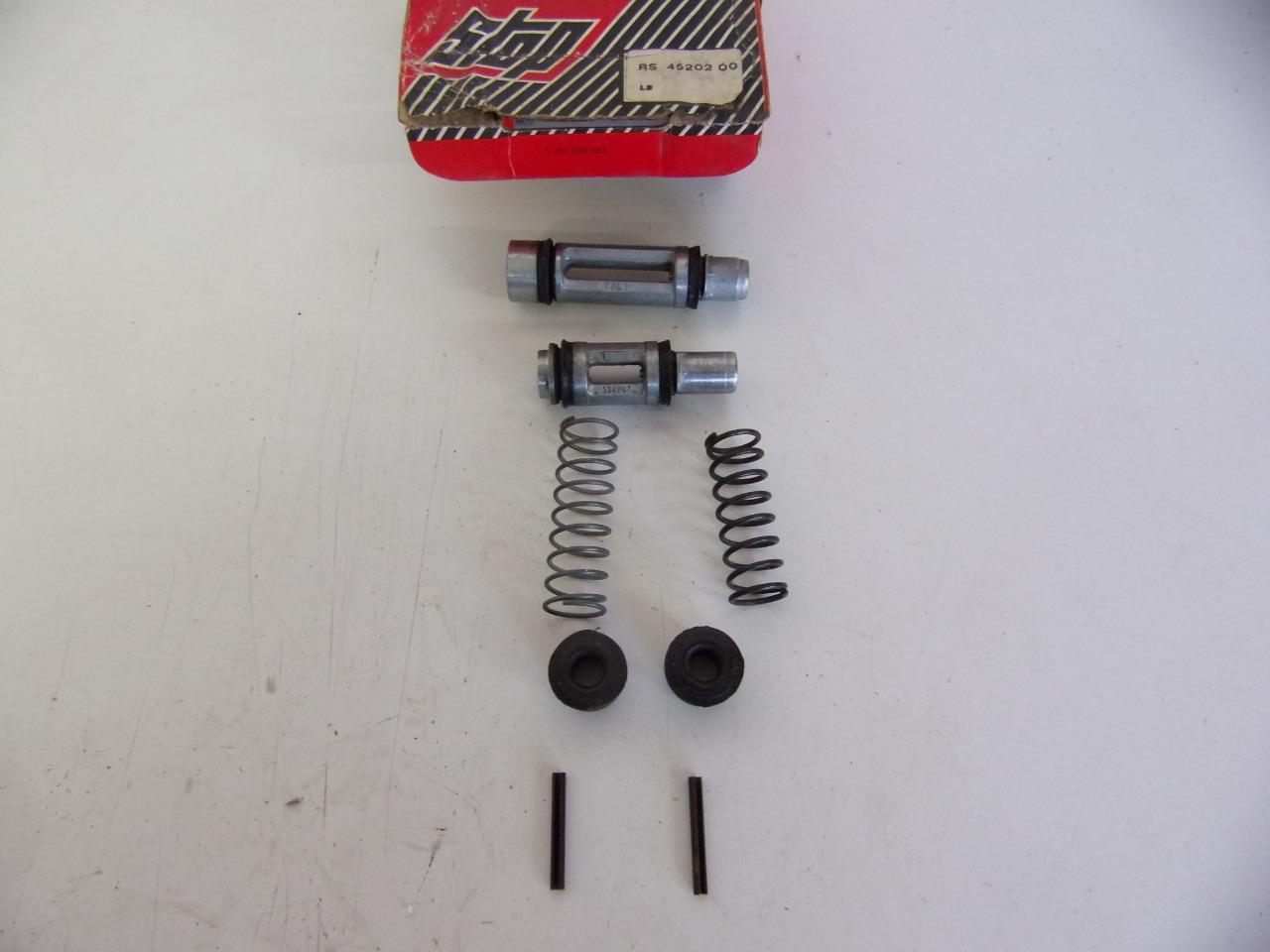 Kit maître-cylindre de frein PEUGEOT 504 et R4,5,6 LesAnciennes.com