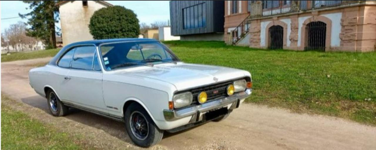 OPEL Commodore GSE - 1971 LesAnciennes.com