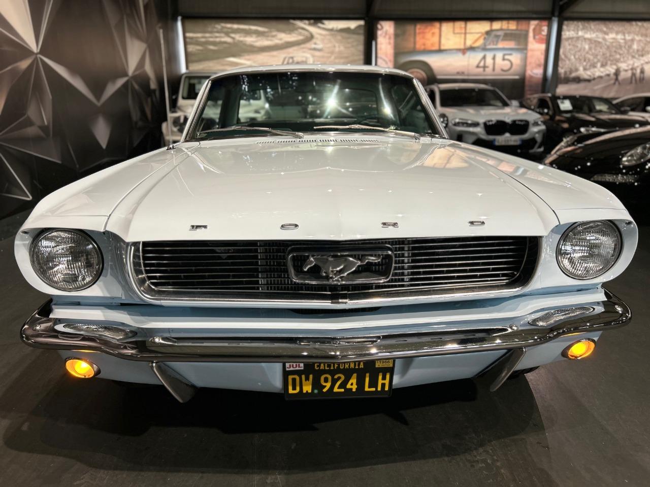 FORD Mustang COUPE - 1966 LesAnciennes.com