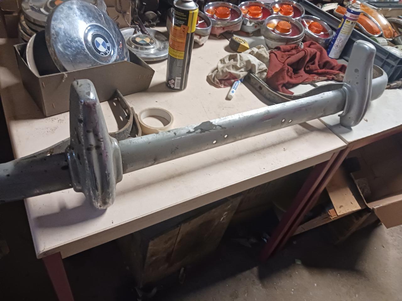 Pare choc AUSTIN HEALEY 3000 cabriolet LesAnciennes.com