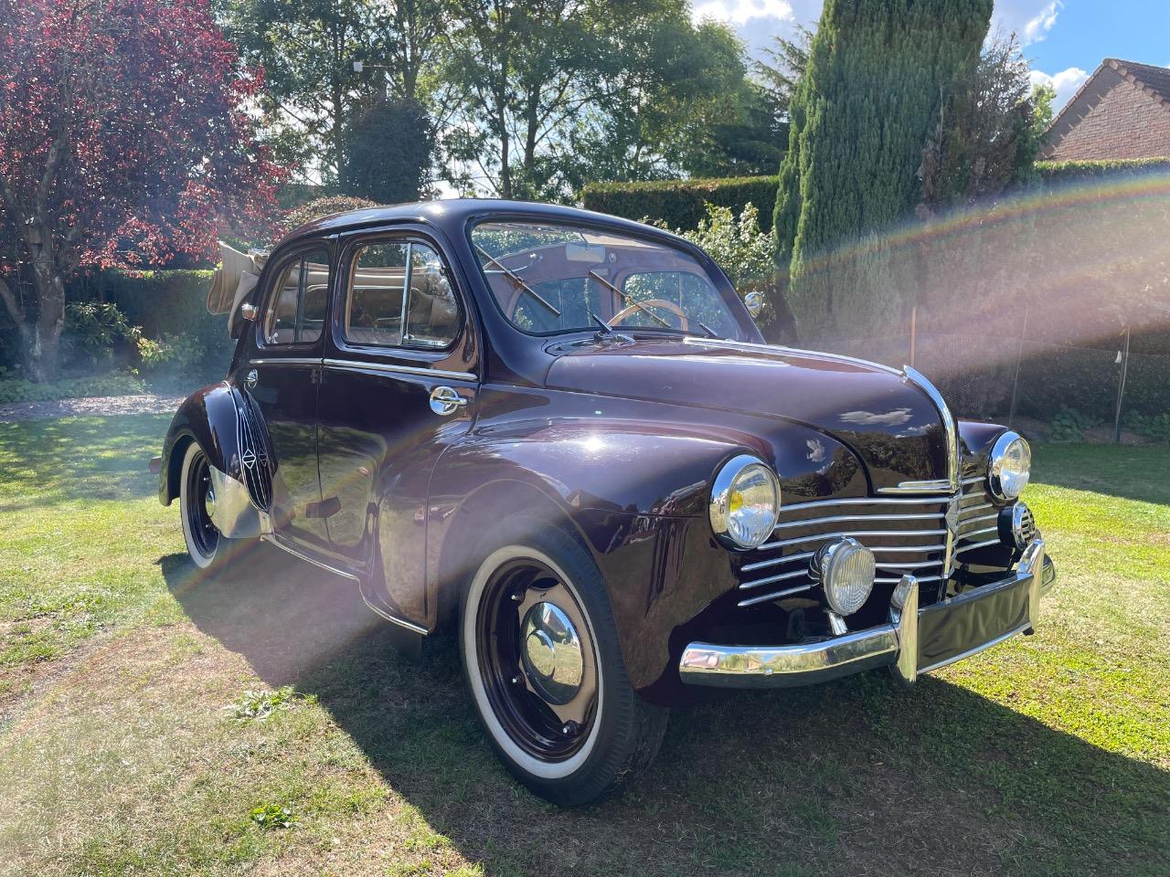 RENAULT 4CV decouvrale - 1953 LesAnciennes.com