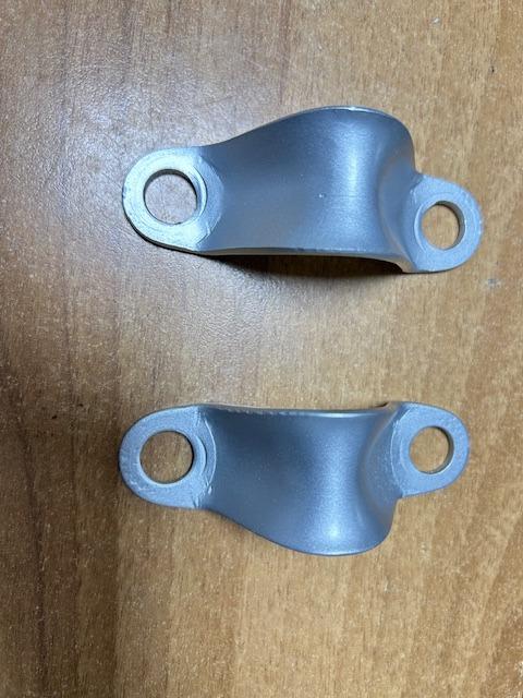 Supports de levage de culasses Alfa Romeo Montreal LesAnciennes.com