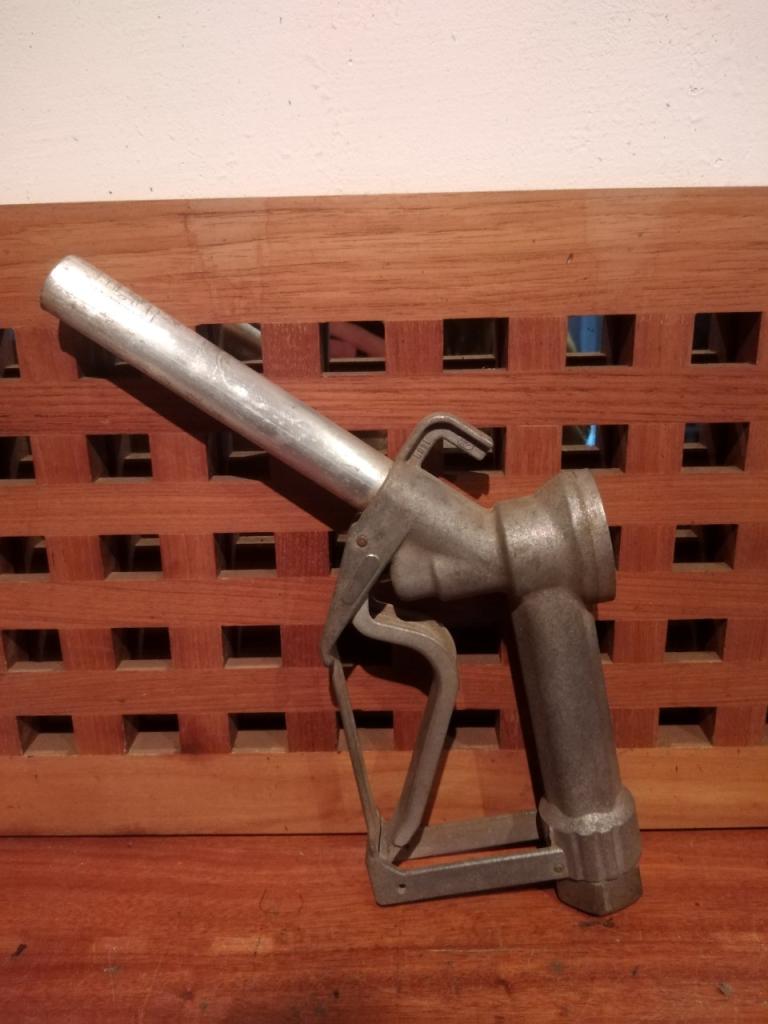 PISTOLET Pompe à essence LesAnciennes.com