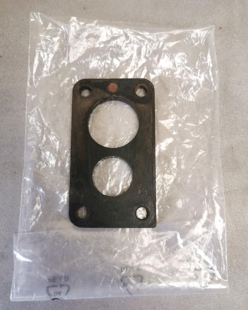 Entretoise carburateur double corps CITROEN 2CV 6 LesAnciennes.com