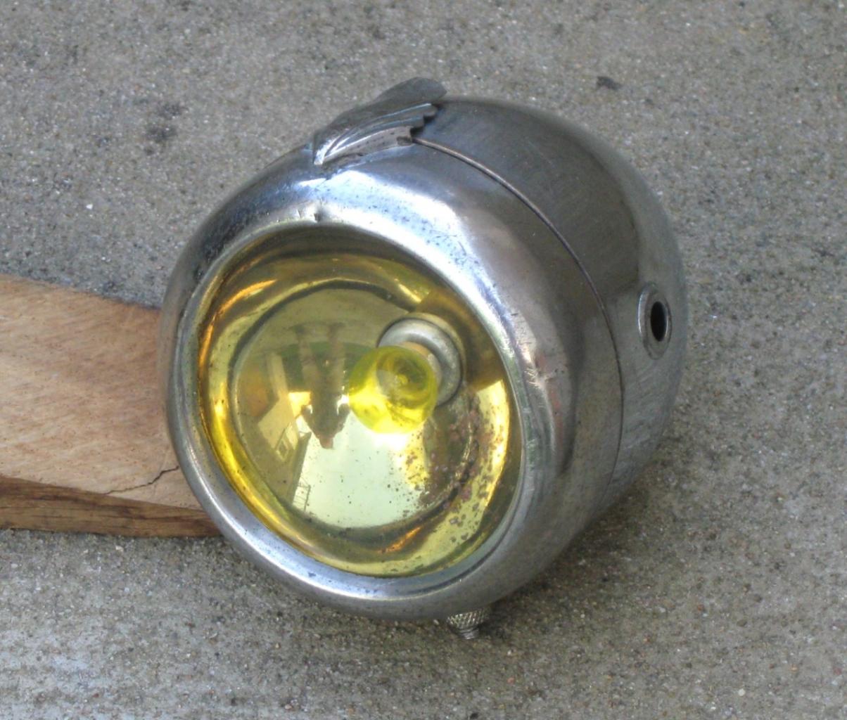 Phare pour Vélo des années 1920 ou 1930 LesAnciennes.com