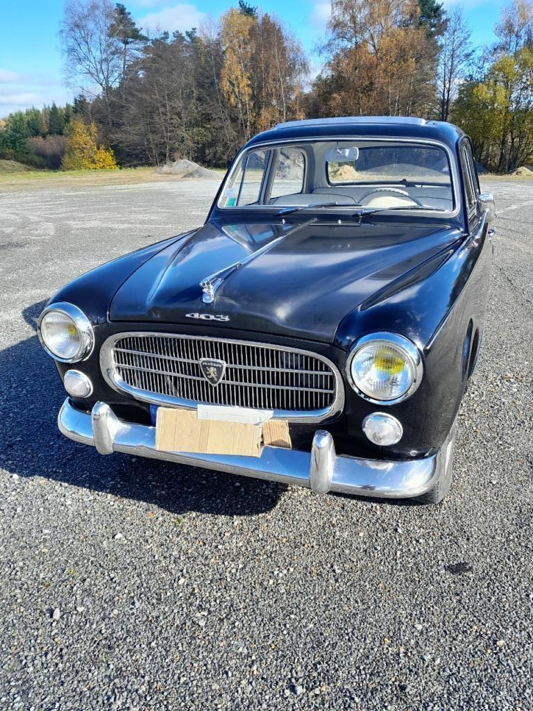 PEUGEOT 403 Berline luxe - 1963 LesAnciennes.com