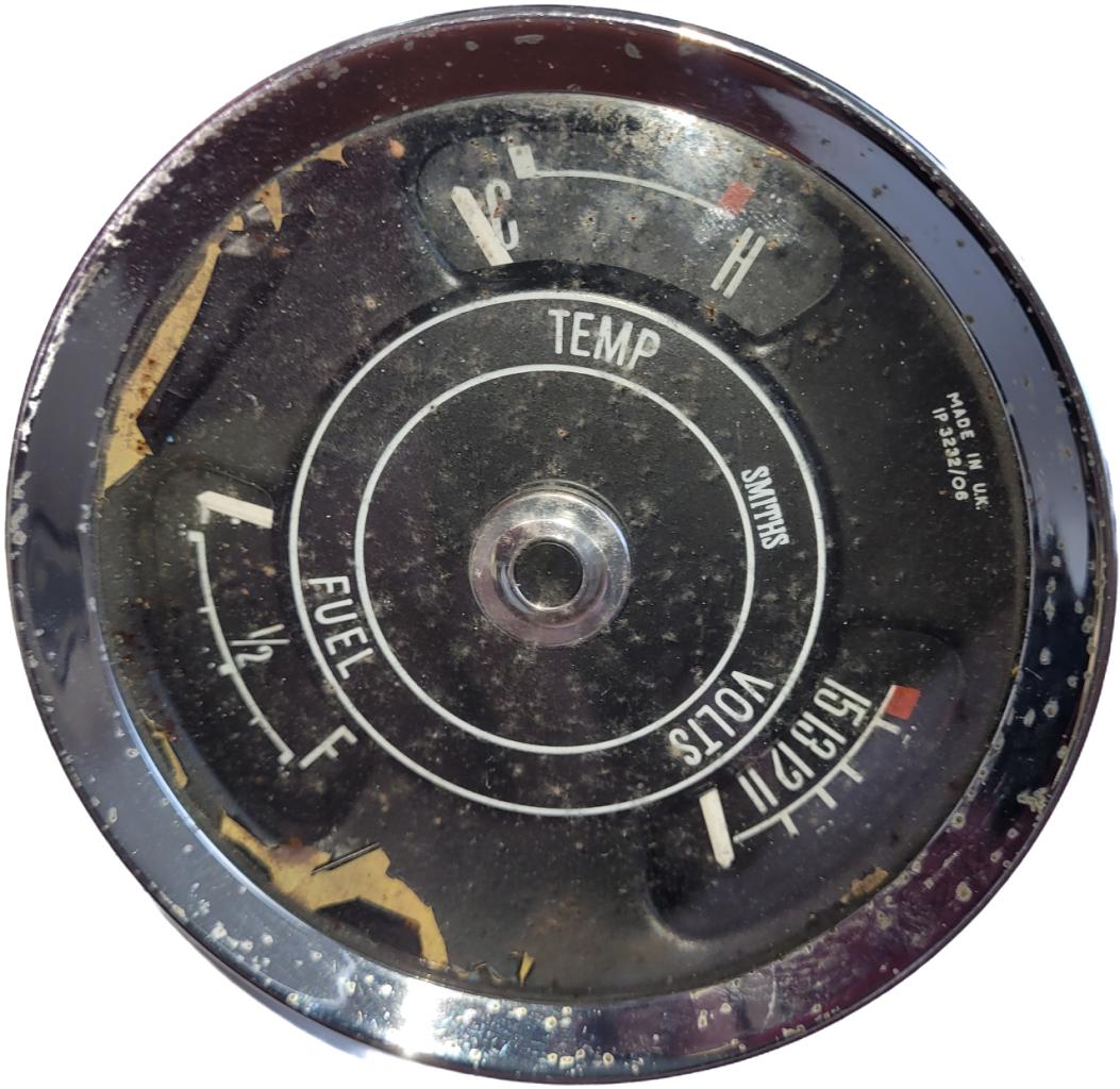 INSTRUMENTATION MG 1300 1100 TYPE ADO16 LesAnciennes.com