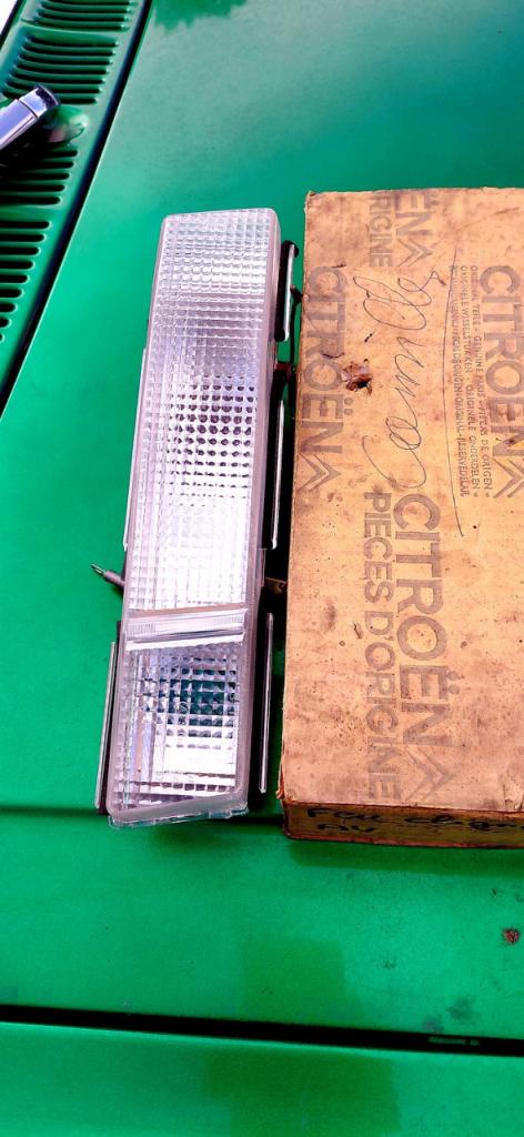 FEU avD Ami 8 LesAnciennes.com