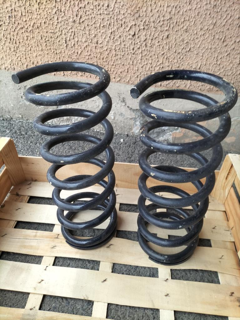 Ressorts JAGUAR MK2 LesAnciennes.com