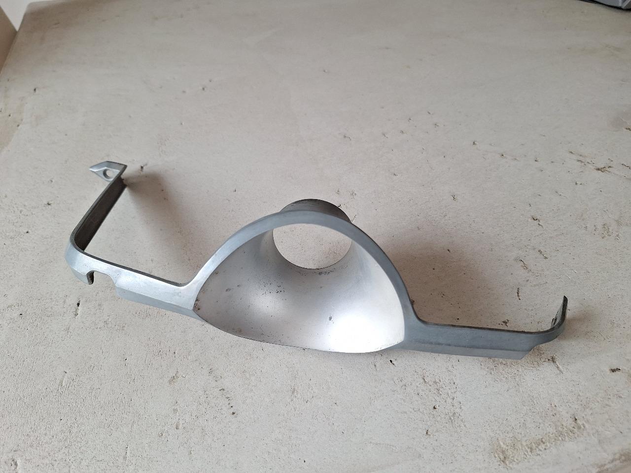 Tulipe de volant Citroën ID Citroën DS LesAnciennes.com