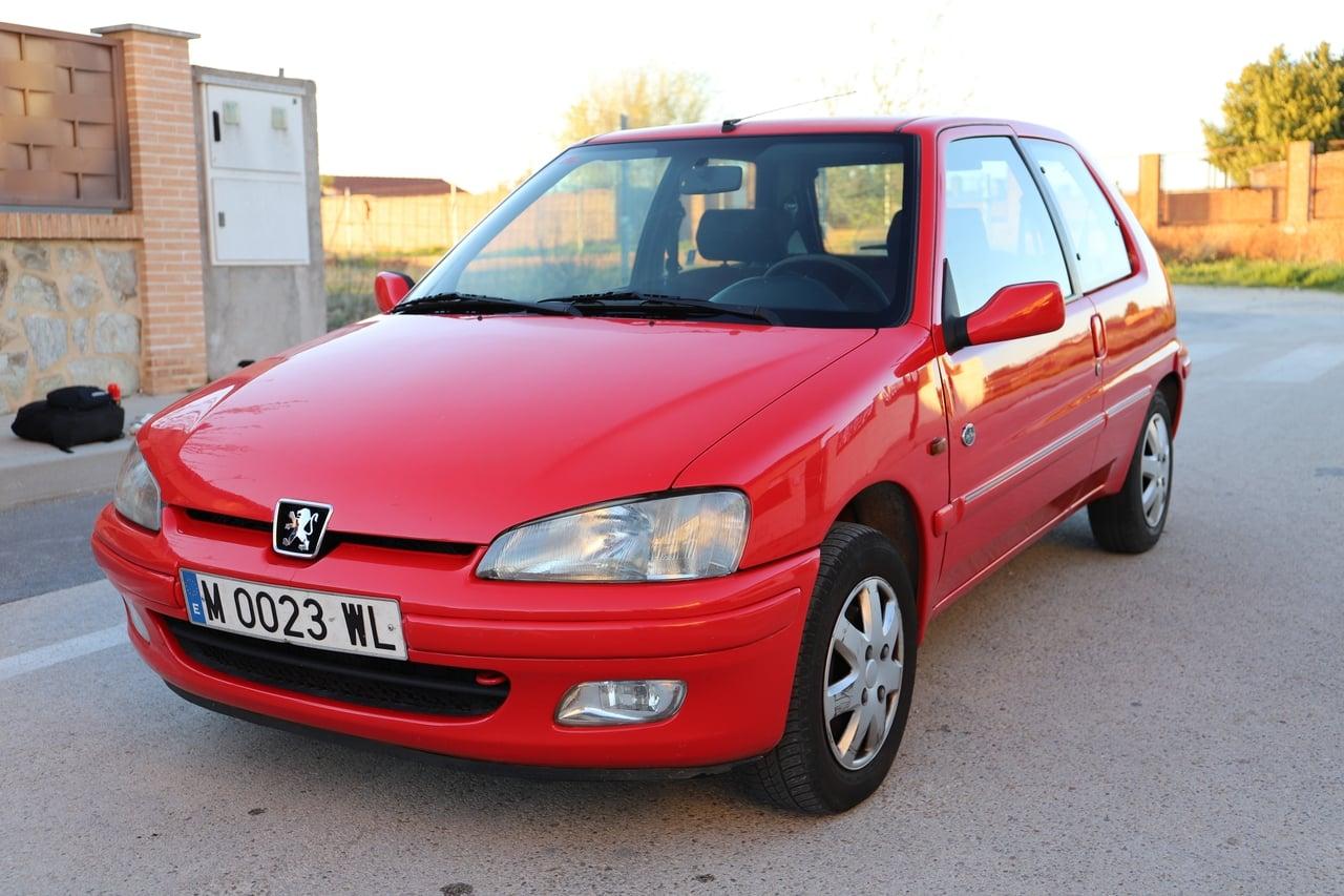 1998 Peugeot 106 Long Beach LesAnciennes.com