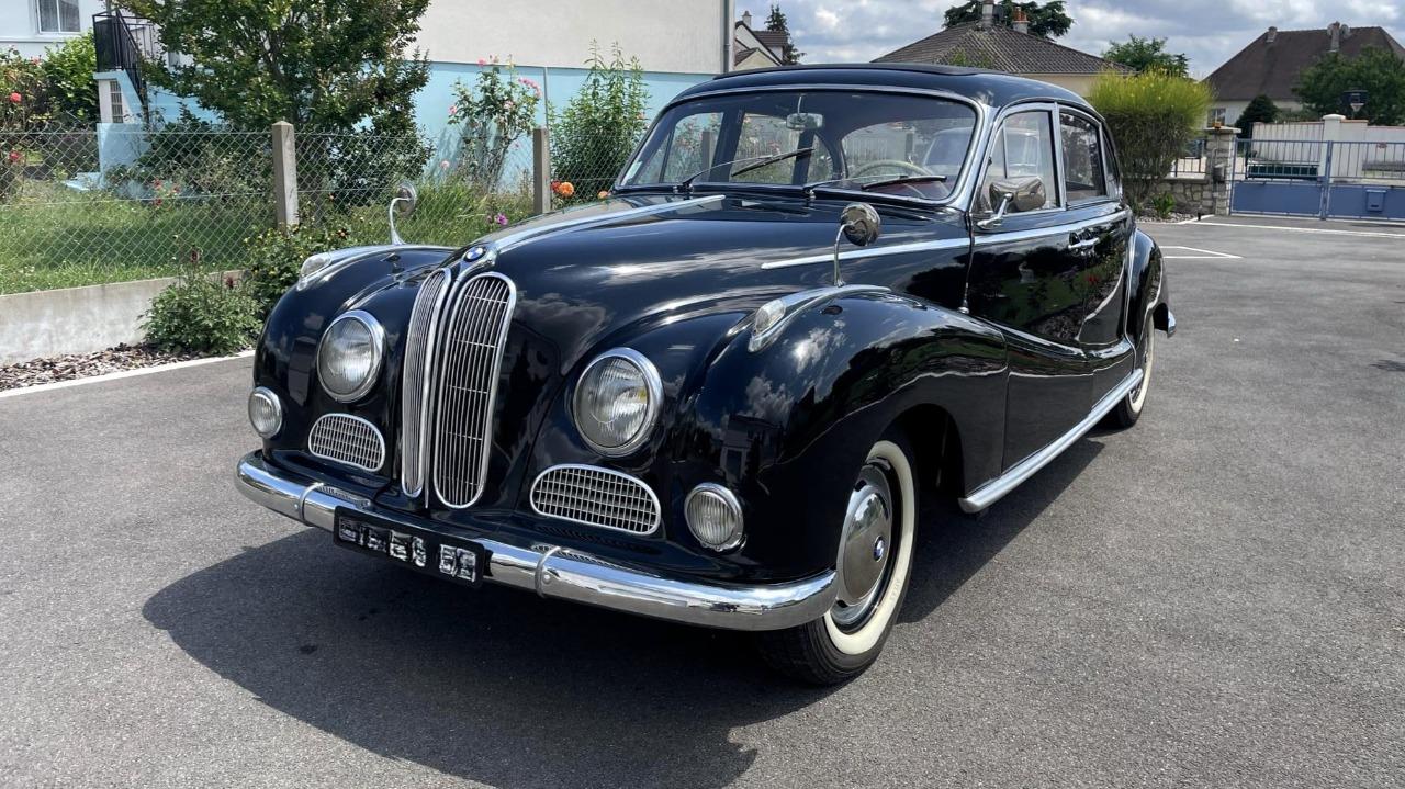 BMW 502 - 1956 LesAnciennes.com