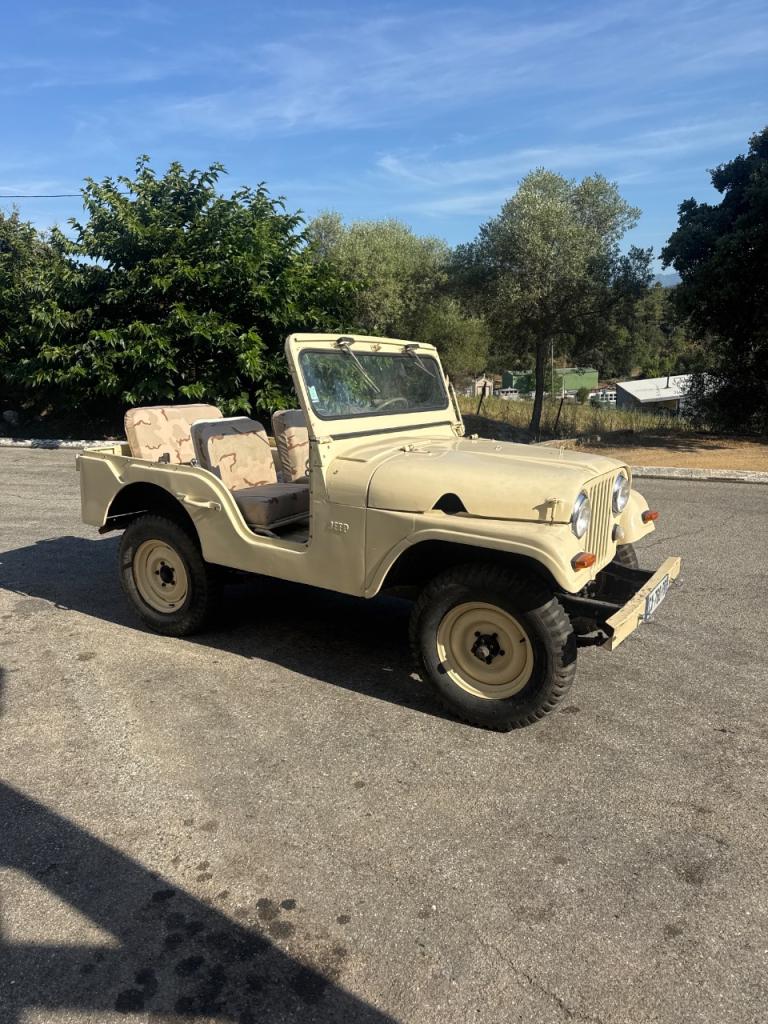 Jeep WILLLYS M38 A1 LesAnciennes.com