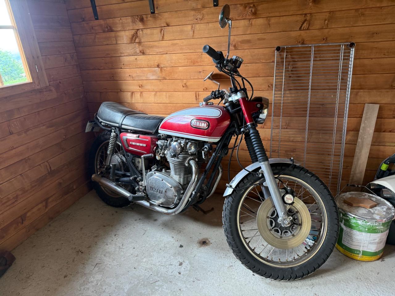 YAMAHA XS 650 - 1972 LesAnciennes.com