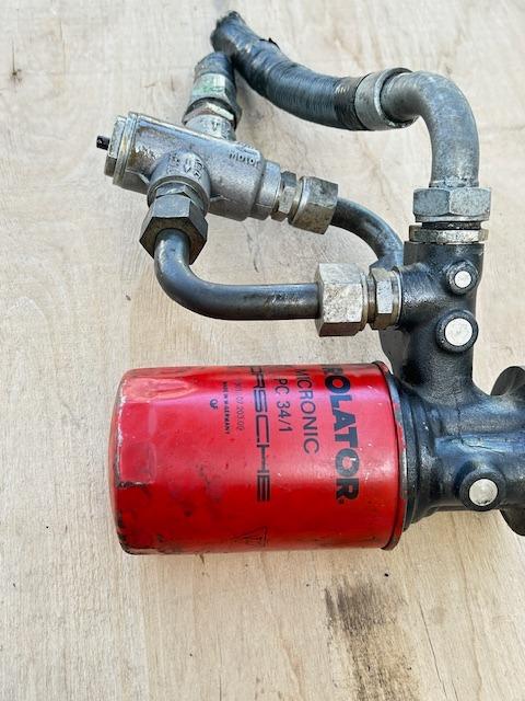 Vanne de by-pass d'huile pour Porsche 911 2.5 LesAnciennes.com