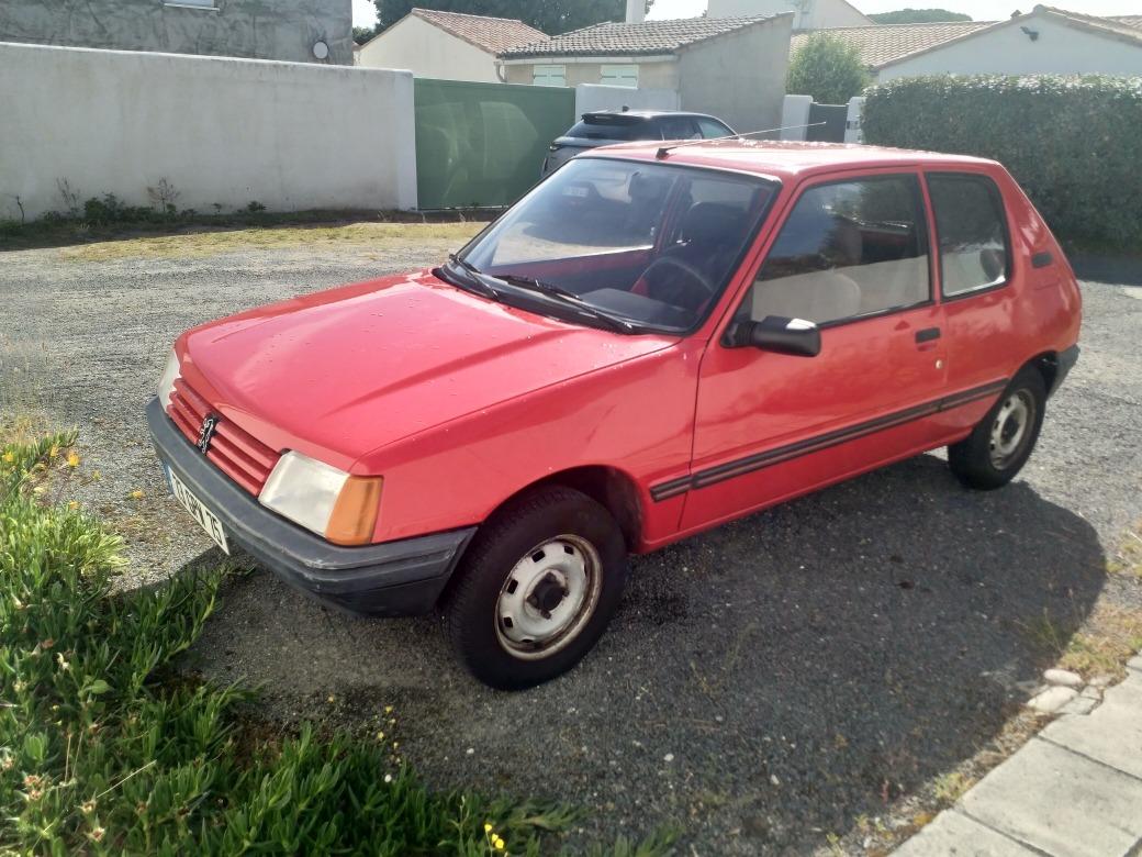 PEUGEOT 205 20SE11 - 1987 LesAnciennes.com