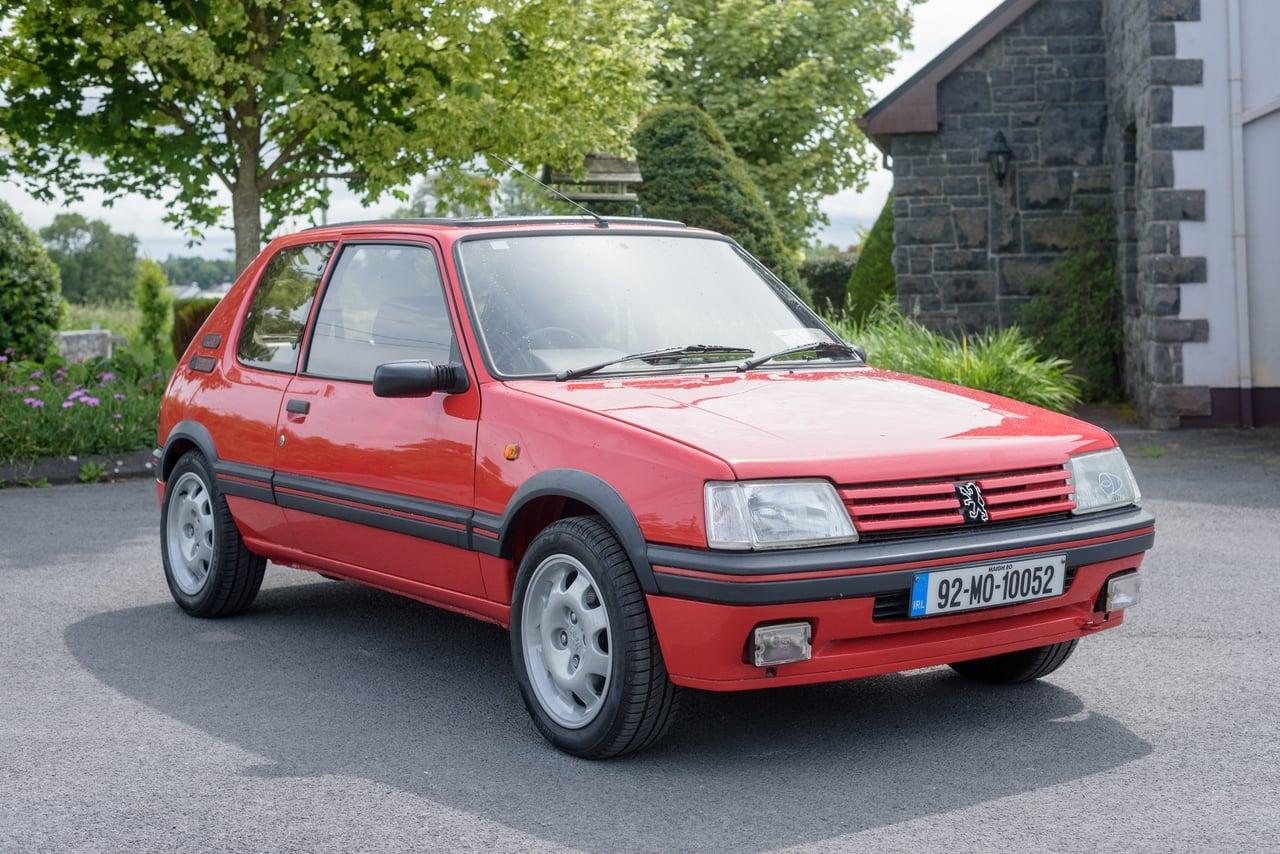 1992 Peugeot 205 1.9 GTI LesAnciennes.com