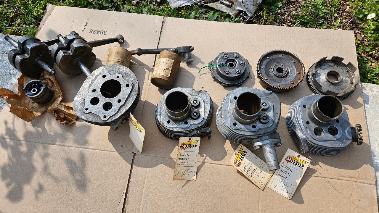 Pièces MOTOBECANE D45 S LesAnciennes.com