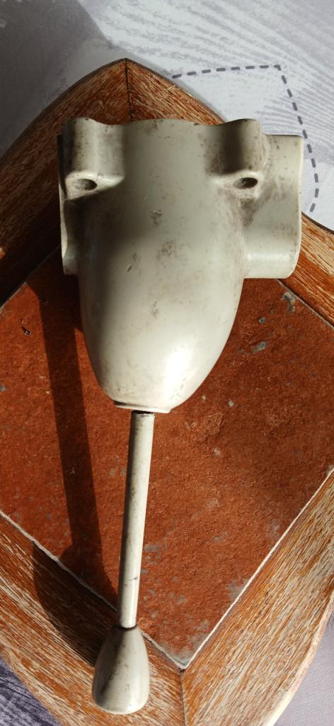 Commodo PEUGEOT 203 LesAnciennes.com