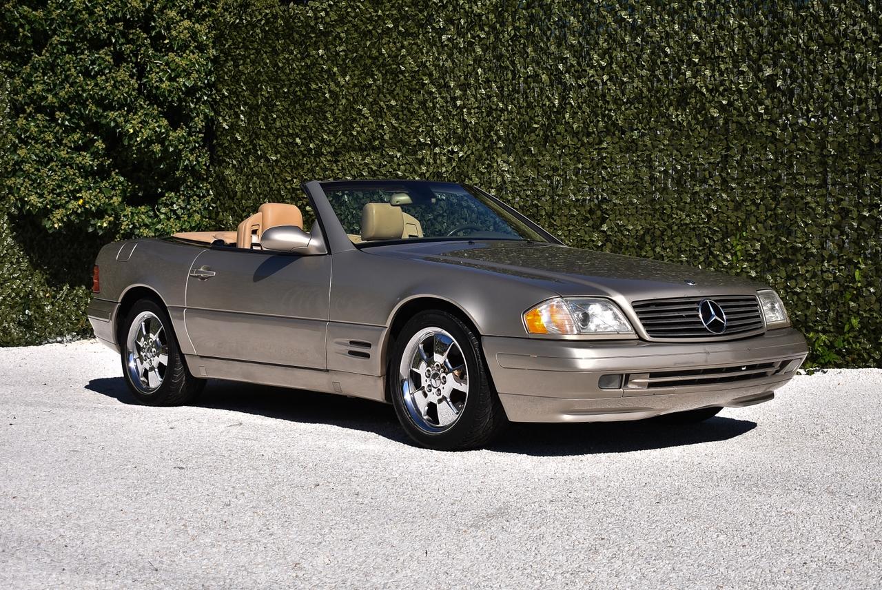 1999 Mercedes-Benz SL500 LesAnciennes.com