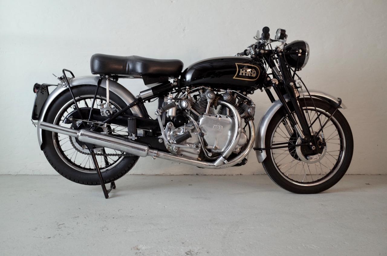 VINCENT Rapide Series B - 1948 LesAnciennes.com