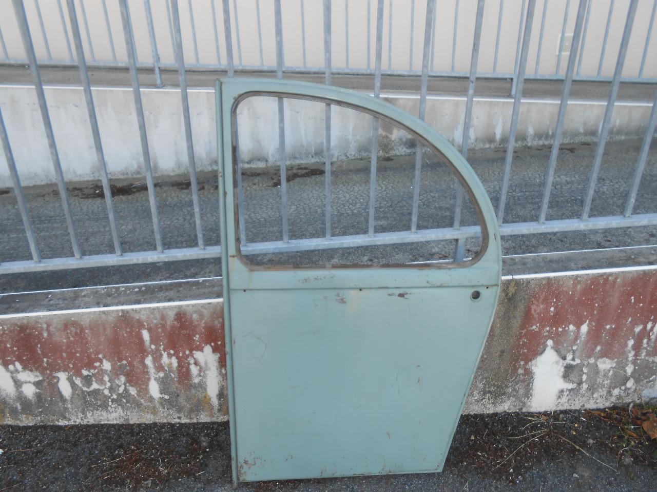 Porte CITROEN 2CV AZ LesAnciennes.com
