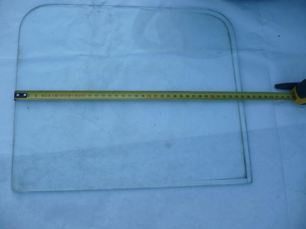 Vitre SIMCA simca LesAnciennes.com