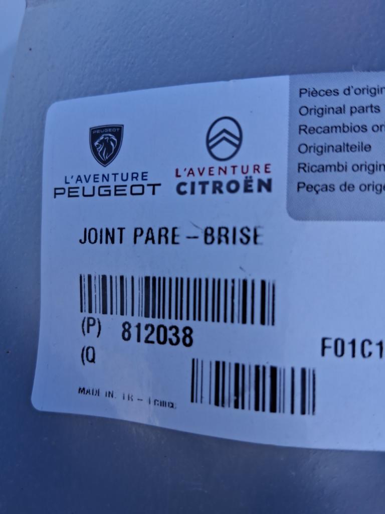 Pièces PEUGEOT 304 CABRIOLET LesAnciennes.com