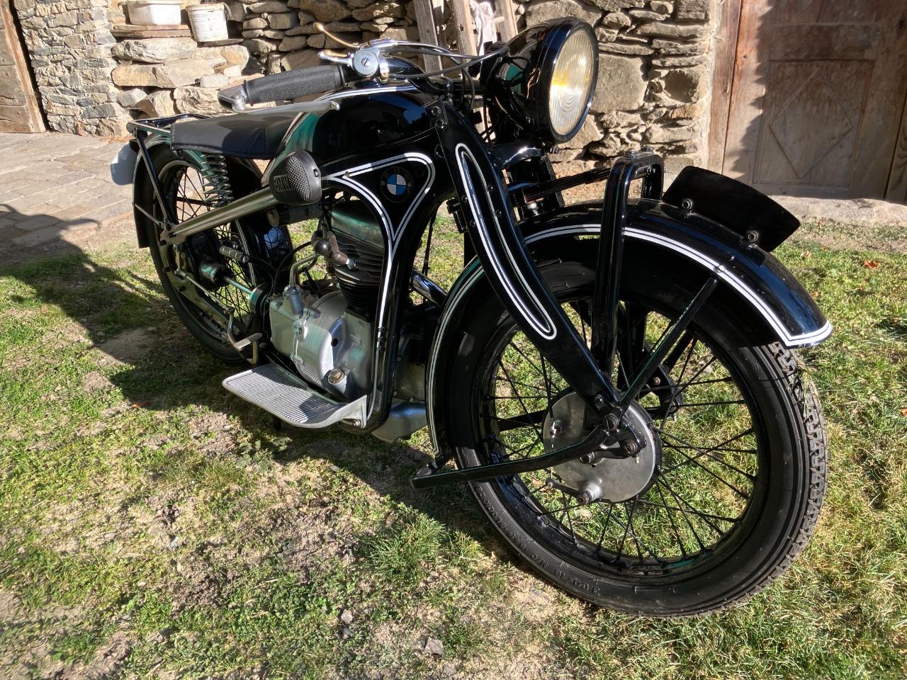 BMW R2 - 1932 LesAnciennes.com