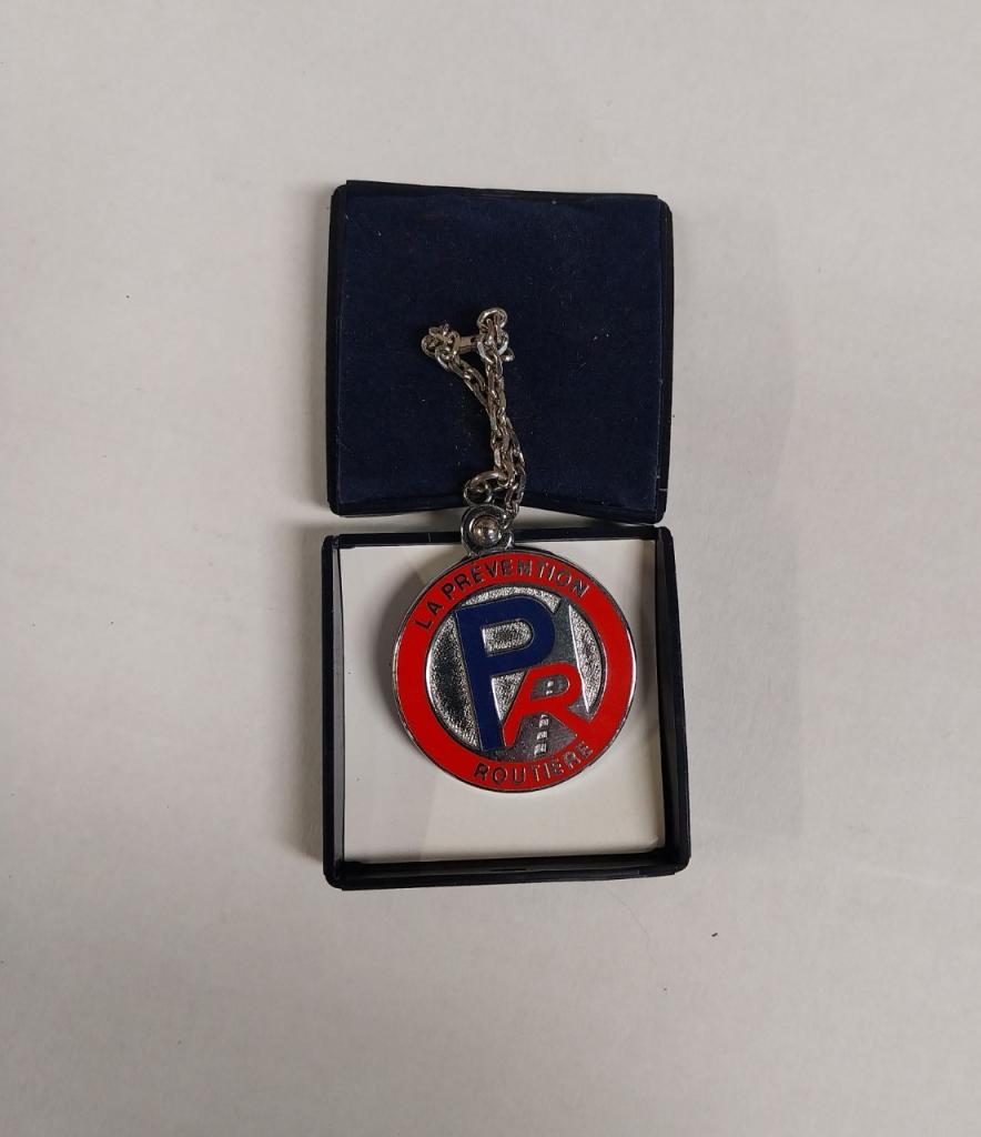 Porte clé prévention routière LesAnciennes.com