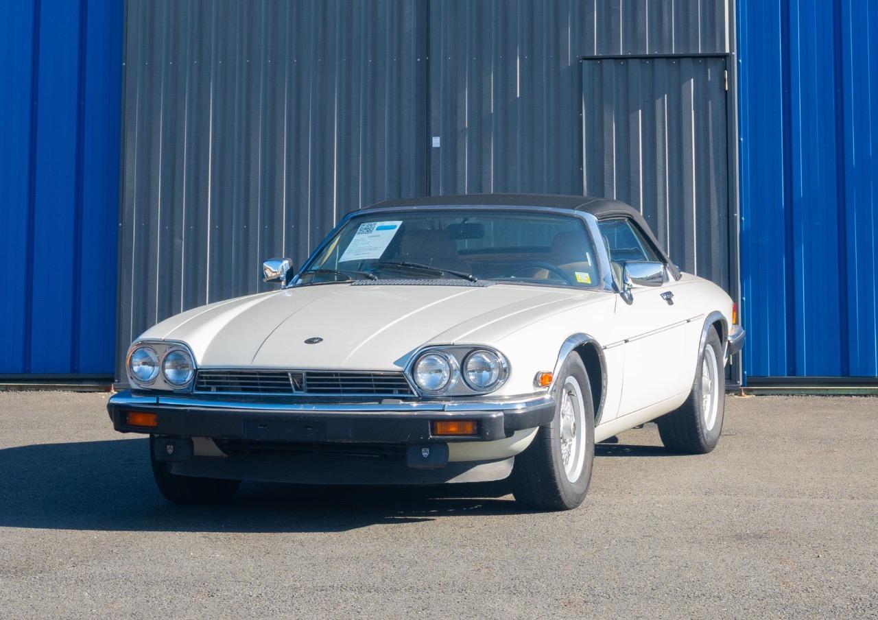 JAGUAR XJS V12 - 1990 LesAnciennes.com